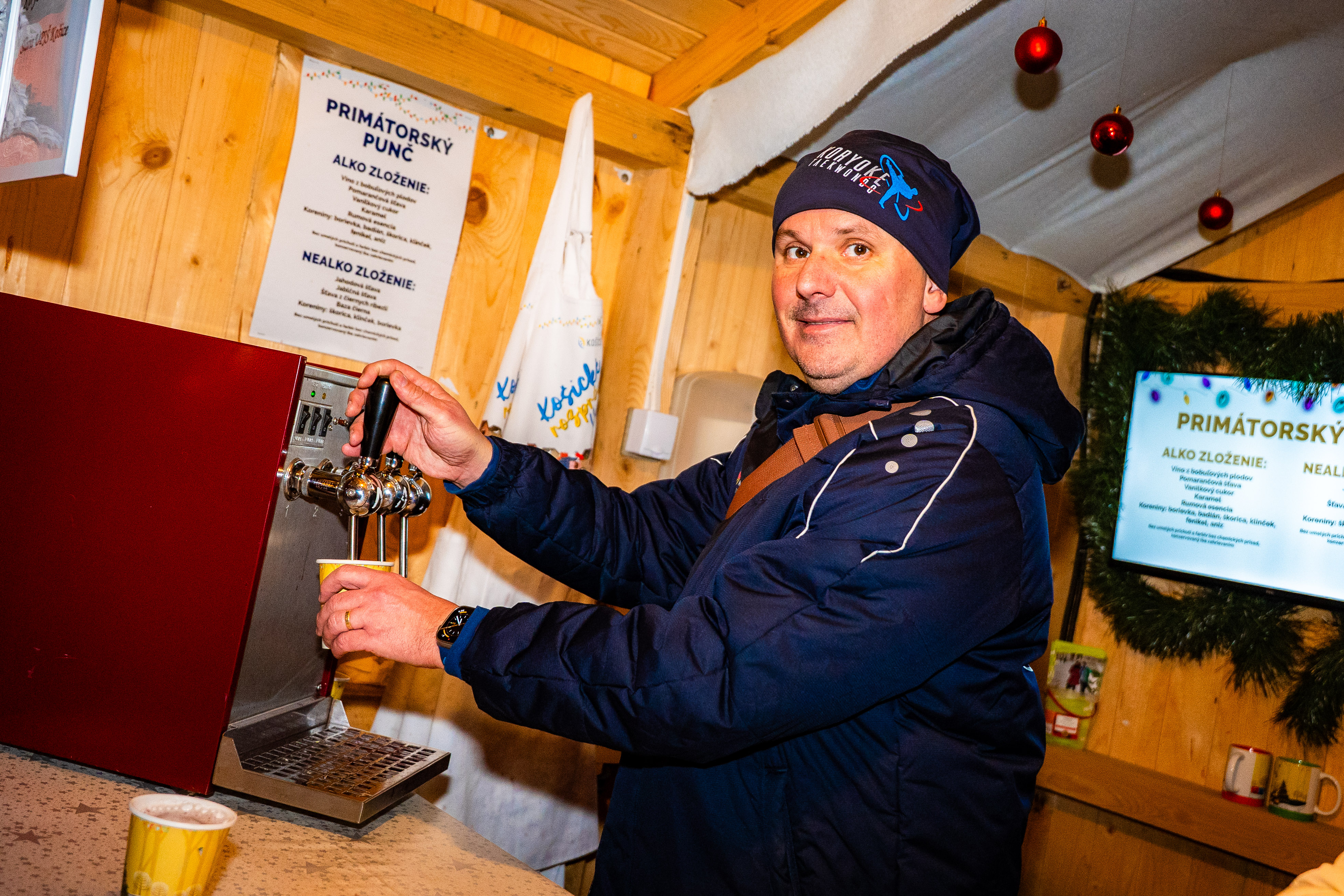 SVETOVE VIANOCE S KAPELOU BASAWELL-7